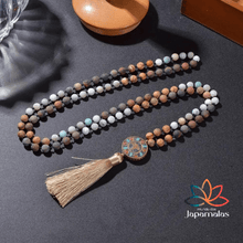 Carregar imagem no visualizador da galeria, Japamalas Tibetano de 108 Contas das Pedras Naturais Amazonita Fosca e Turquesa Vermelha do Nepal. Melhora a Qualidade do Sono
