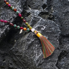 Carregar imagem no visualizador da galeria, Japamala de 108 Contas das Pedras Naturais Turmalina. Dissipa as Energias Negativas e Controla a Ansiedade

